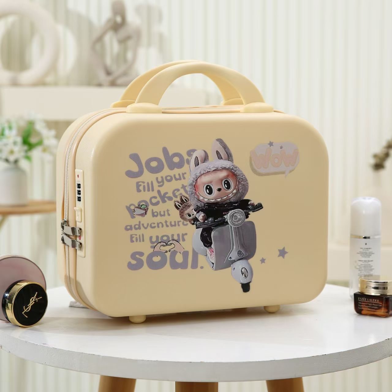 ✦ Sanrio Makeup Case