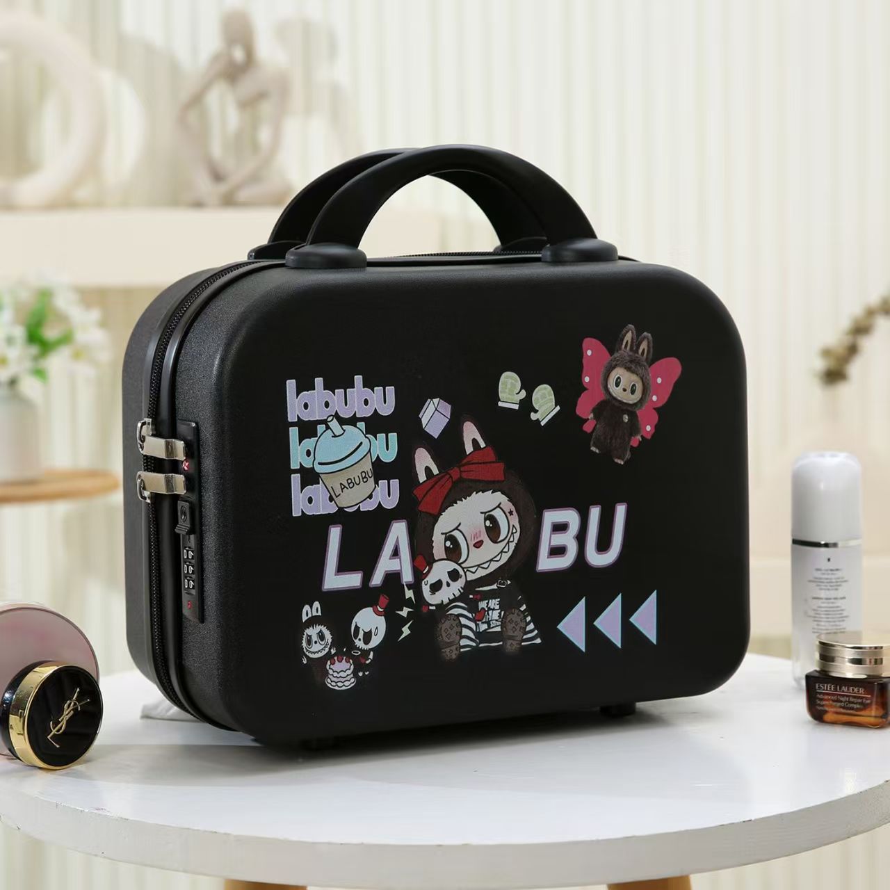✦ Sanrio Makeup Case