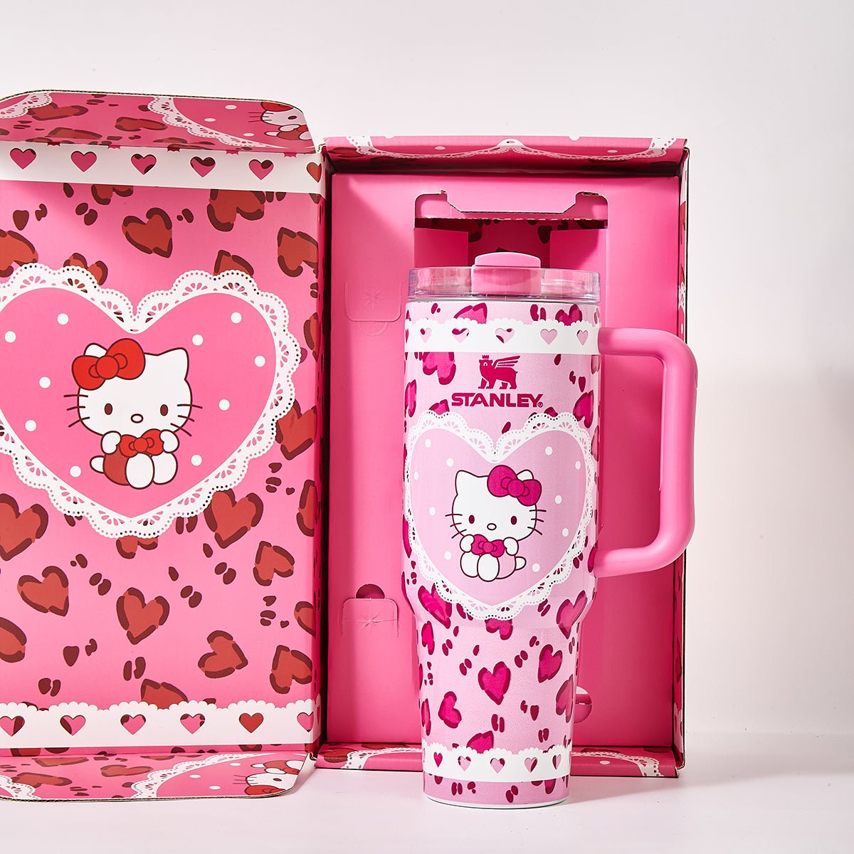Stanley x Hello Kitty Sweet Hearts Luminous Tumbler-Pink - Limited Edition